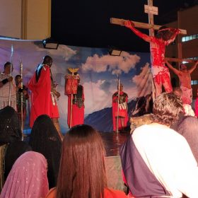 Padre de Divinópolis não permite teatro da Paixão de Cristo na Catedral