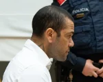 Daniel Alves não morreu na prisão; família desmente boato