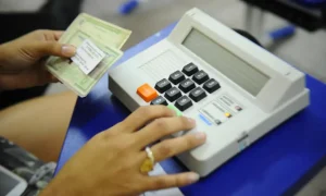 Justi&ccedil;a Eleitoral lan&ccedil;a mobiliza&ccedil;&atilde;o por alistamento de jovens eleitores