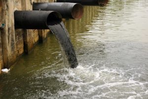 MPMG e Manhuaçu celebram acordo para solucionar problema de esgoto na cidade