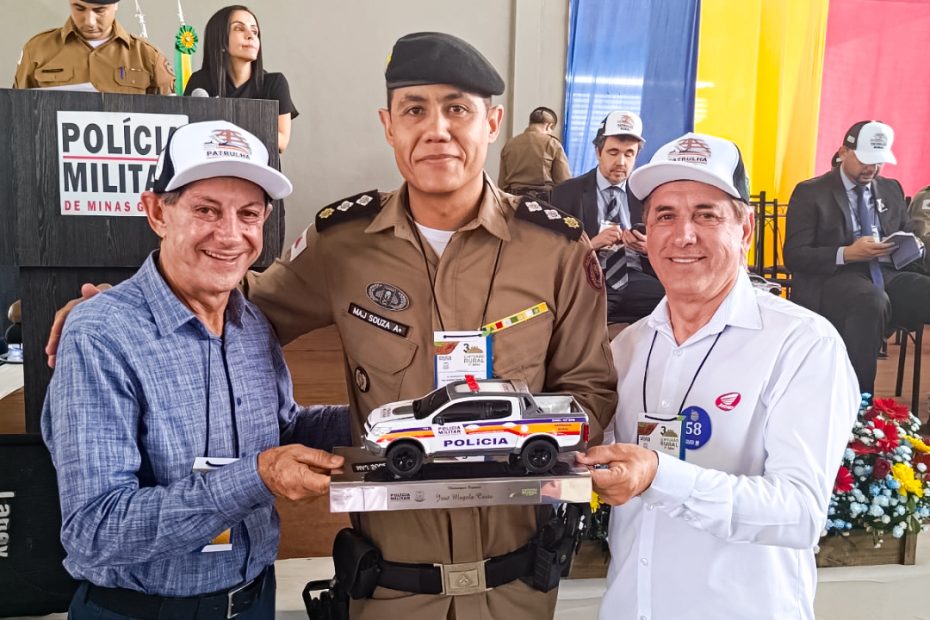 Avivar participa da solenidade que comemora três anos do Cinturão Rural