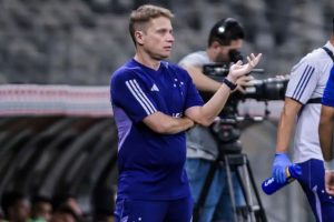 &rdquo; A volta dos que n&atilde;o foram&rdquo;. Fernando Seabra &eacute; o novo t&eacute;cnico do Cruzeiro.