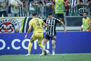 Atl&eacute;tico vence na Libertadores e mira o primeiro lugar geral.