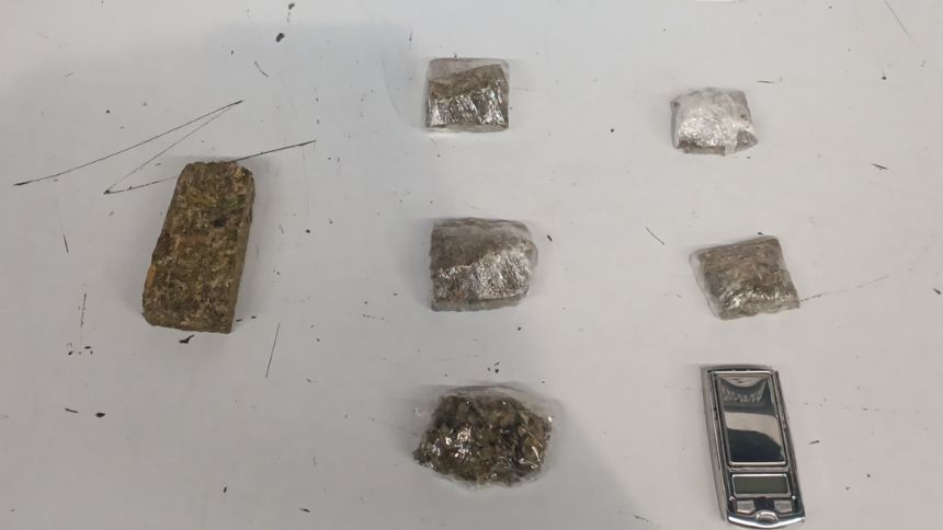 Traficante é preso com maconha em Carmo do Cajuru