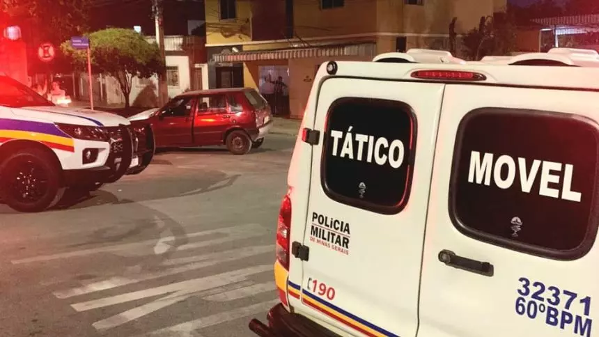 Nova Serrana: PM recupera veículo furtado e prende acusados de receptação