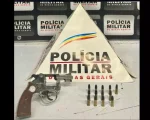 Divinópolis: PM apreende arma de fogo em fazenda; homem é detido