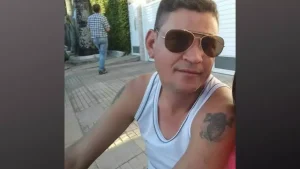 Oliveira: Motociclista morre ao ser atingido por kombi