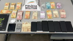 Ita&uacute;na: &ldquo;Olheiro da biqueira&rdquo; falha na miss&atilde;o e &eacute; preso pela PM