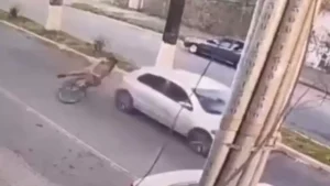 Policial atropelado em Divin&oacute;polis continua internado