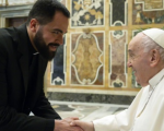 Papa Francisco elogia mineiros durante audiência em Roma