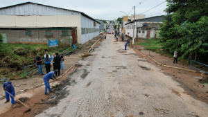 Quarta-feira foi de limpeza em Nova Serrana