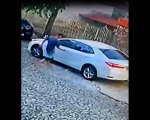Furto relâmpago: Corolla é aberto e ligado em menos de 30 segundos em Divinópolis