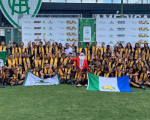 Jogar na Arena Independência: Projeto social mistura experiência com aulas de futebol para meninas