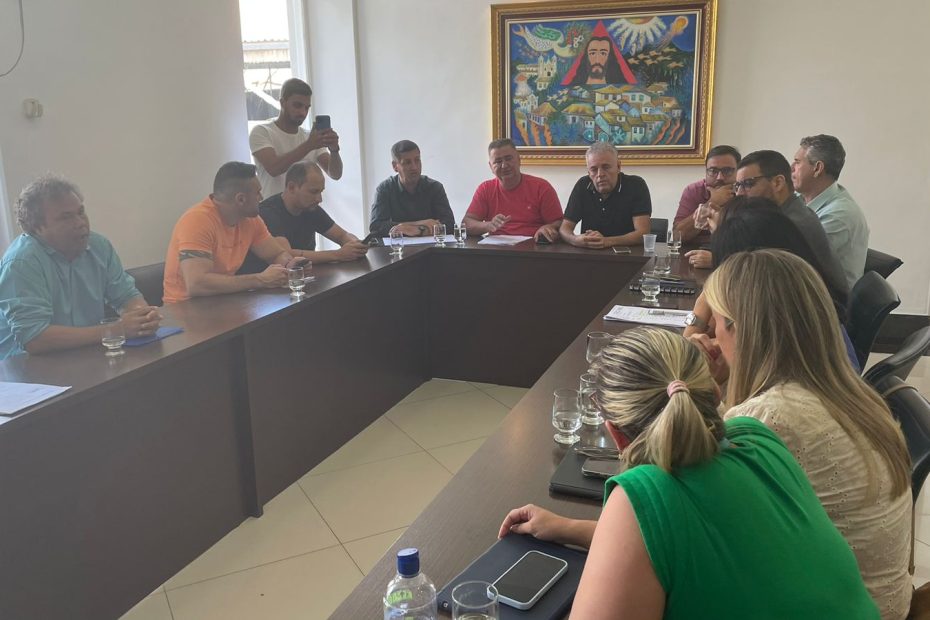 Reunião na Câmara define nova reunião sobre denúncias na UPA Divinópolis