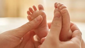 Anvisa autoriza registro de vacina que previne bronquiolite em bebês
