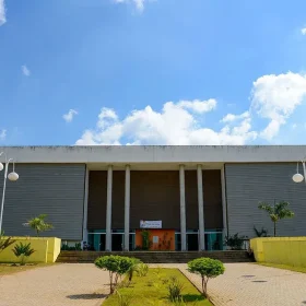 Professores da UFSJ entram em greve nesta segunda (22)
