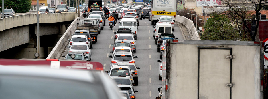 IPVA atrasado pode ser parcelado em Minas; veja como pagar