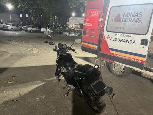 PM recupera moto furtada no bairro São João de Deus, em Divinópolis