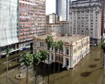 Comporta é aberta para escoar água do centro de Porto Alegre