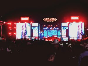Bruno & Marrone; Z&eacute; Neto & Cristiano e Hugo Henrique na terceira noite da Divinaexpo