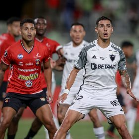 Só a vitória para o Galo tentar ser o primeiro geral da Libertadores. Atlético x Caracas. A Minas FM transmite.