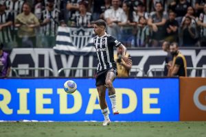 Com Arana na Sele&ccedil;&atilde;o, quando Rubens pode voltar?