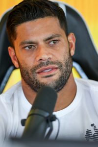 Galo vai sem Hulk para Recife.