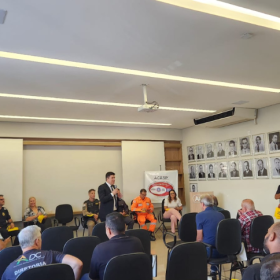 Com presença de Secretária e Assistente Social, Acasp retoma discussão sobre moradores de rua