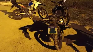 Divin&oacute;polis: PM recupera motocicleta furtada