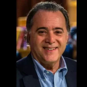 Esposa de Tony Ramos atualiza saúde do ator após alta hospitalar