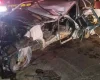 Pará de Minas: Carro bate em poste em e deixa homem ferido