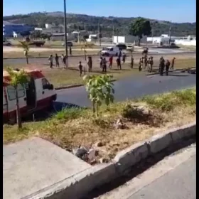 Motociclista morre em acidente com caminhão em Santo Antônio do Monte