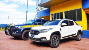 Caminhonete furtada em Divinópolis é recuperada na BR-262