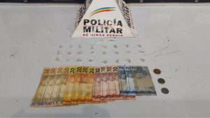 Dupla é detida com drogas na Vila Belo Horizonte, em Divinópolis