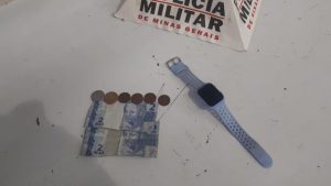 Dupla em situação de rua é presa por roubo no Centro de Divinópolis