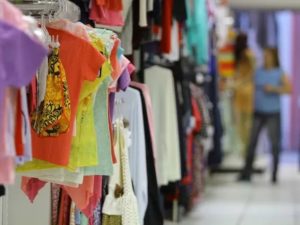 Com&eacute;rcio funcionar&aacute; em hor&aacute;rio especial no s&aacute;bado, dia 11, para atender compras do Dia das M&atilde;es