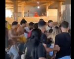 Pancadaria em festa termina com casa incendiada em Lagoa da Prata