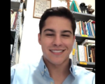 Filho de padre viraliza nas redes sociais