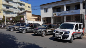 Pol&iacute;cia Civil prende suspeita de estar envolvida em latroc&iacute;nio em Arcos