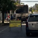 Obra da Copasa deixa trânsito lento no Centro de Divinópolis
