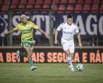 Raposa enfrenta o Dourado para subir na tabela. Cruzeiro x Cuiabá. A Minas FM transmite.