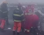 Engavetamento interdita BR-262 em Nova Serrana