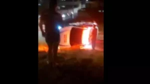 Nova Serrana: Caminhonete colide em viatura policial