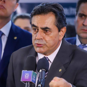 Domingos Savio comemora aprovação do projeto que reduz penas de condenados no 08 de janeiro