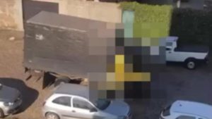 Motorista &eacute; flagrado se masturbando em caminh&atilde;o pr&oacute;ximo a crian&ccedil;as em Divin&oacute;polis