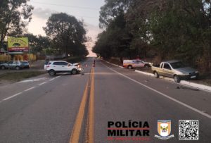 Divin&oacute;polis: Condutor com sintomas de embriaguez provoca acidente na BR-494 e fica gravemente ferido