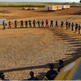 Greve dos trabalhadores da Agropeu S/A entra no terceiro dia