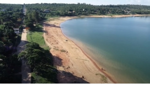 Prefeitura abre licita&ccedil;&atilde;o para revitaliza&ccedil;&atilde;o na orla do Lago das Roseiras