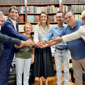 Laiz Soares anuncia Ademir como pr&eacute;-candidato a vice-prefeito