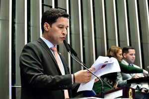 Votação sobre taxação de compras internacionais é adiada no Senado